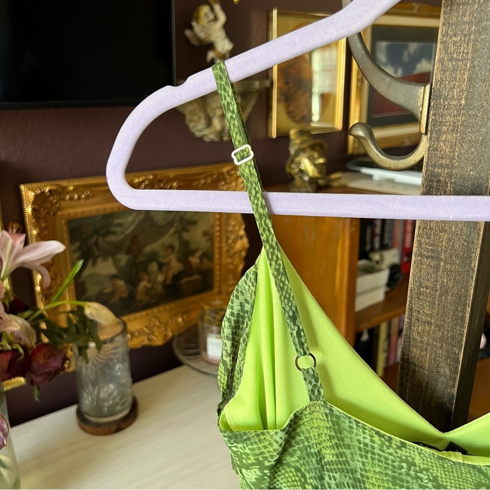 Y2K Vintage Betsey Johnson New York Snake Print Neon Green Dress Small Petite - Picture 12 of 14